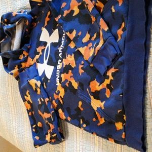 Under armour boys hoodie